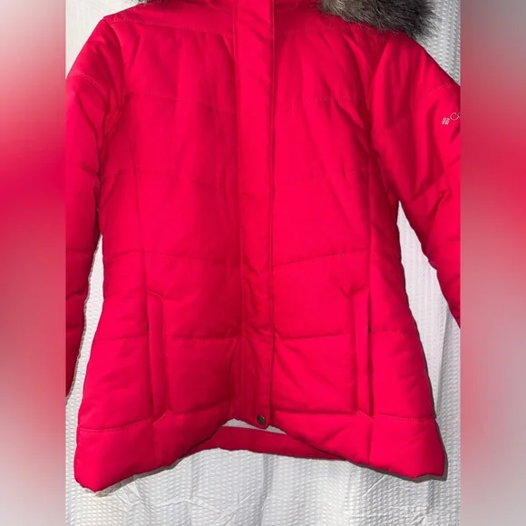 Columbia Women's bright pink ski/snow puffer jacket size M removable snap hood